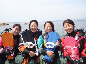 ダイビング女子